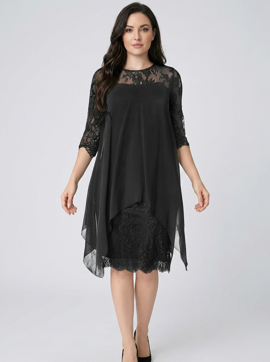 Stilvolles Damen Rundhals Stickerei Patchwork Minikleid. Bequemes Sommerkleid mit einzigartigem Design für Freizeit.
