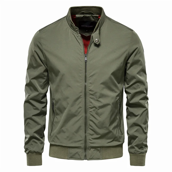 Vielseitige Herren Übergangsjacke, leicht & elegant. Perfekt für modebewusste Männer in Frühling & Herbst.