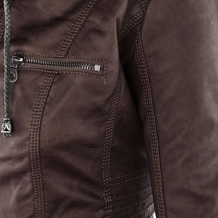 Wintertaugliche Damen Bikerjacke mit Kapuze und Reißverschluss, warm und funktional.