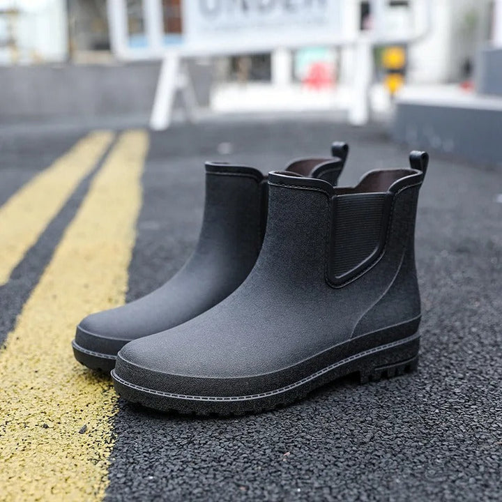 Stylische, wasserdichte Herren Halbhohe Regenstiefel, ideal für Herbst und Alltag. Luxus-Komfort Gummistiefel.
