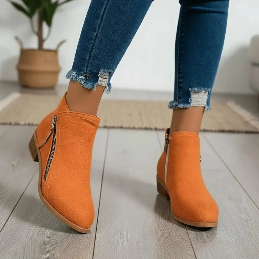Stilvolle Damen Stiefeletten: Blockabsatz, Reißverschluss. Perfekt für elegante und legere Herbst-Anlässe.