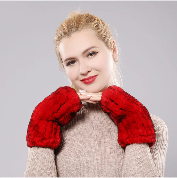 Stilvolle fingerlose Damen Handschuhe, weich & warm für die Wintermode.