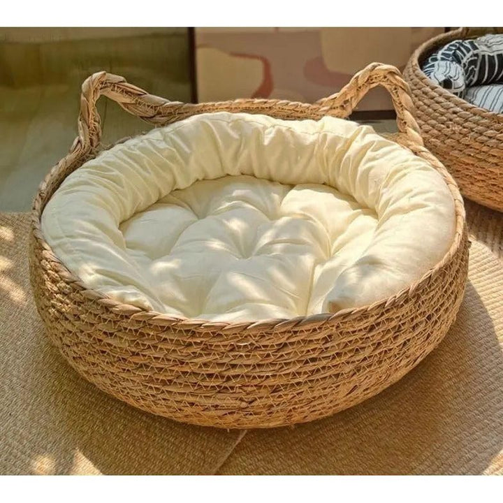 Hochwertiges Kuschelbett für Katzen, rund & superweich. Fördert Entspannung und tiefen Schlaf.