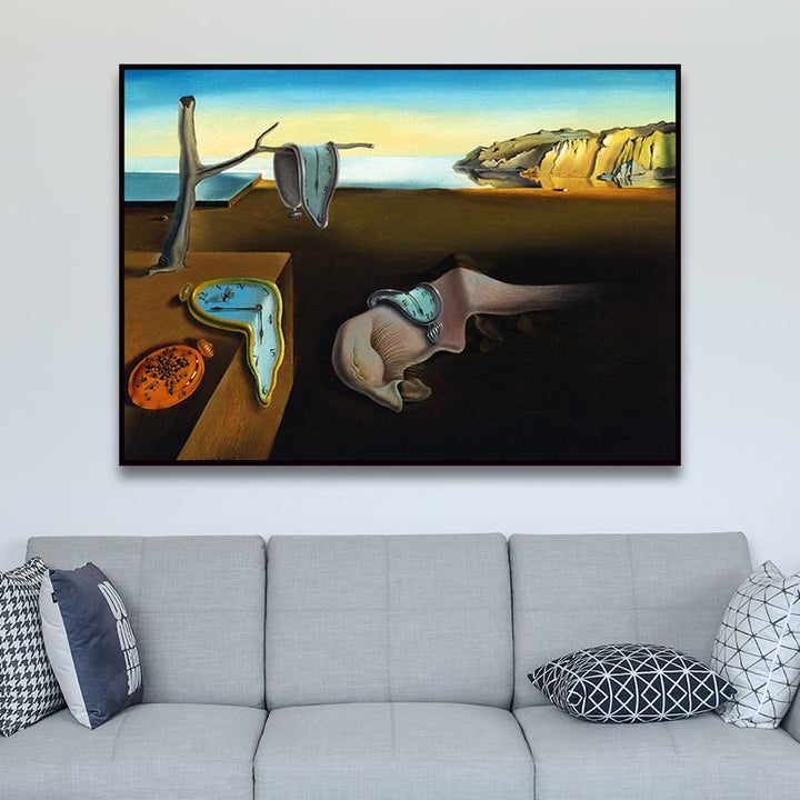 Hochwertiges Salvador Dalí Leinwandbild in Braun. Surrealismus Kunstwerk für moderne Raumgestaltung im Büro.