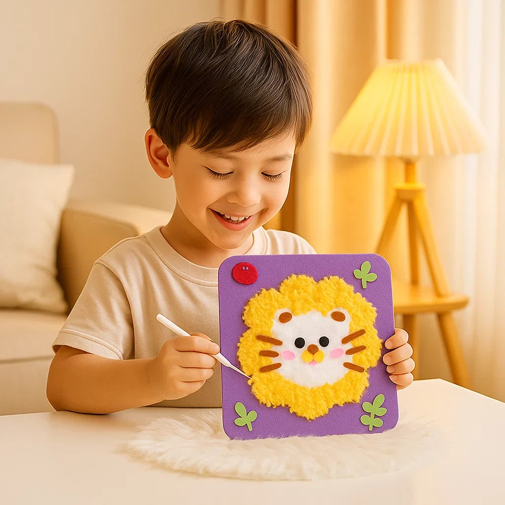 Kinder basteln gemeinsam Stickpuppen, fördert soziale Fähigkeiten & Handarbeit mit dem Lernspielzeug.