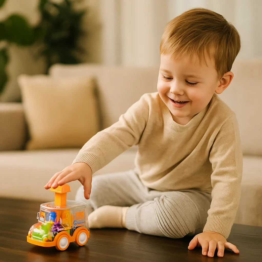 Seitenansicht eines bunten Zahnrad Spielautos für Kinder, Push & Go Funktion, robustes Lern- & Motorikspielzeug.