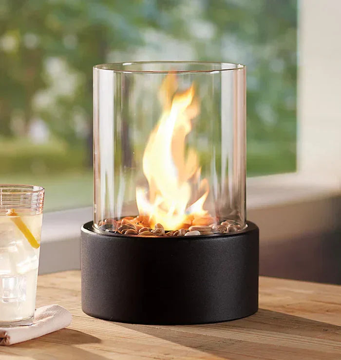 Elegantes Tischfeuer als Dekolicht für Garten & Wohnzimmer. Ideal für entspannte Abende.