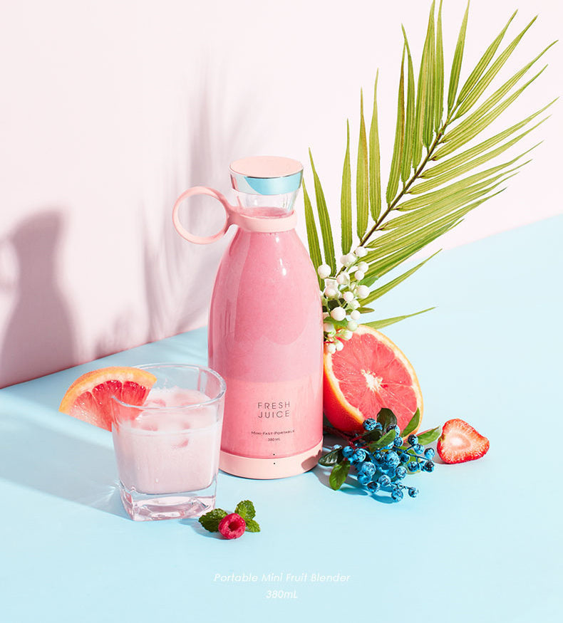 Kompakter & kraftvoller Tragbarer Mixer für Smoothies & Säfte. USB Smoothie Maker mit 4 Klingen für frische Drinks.