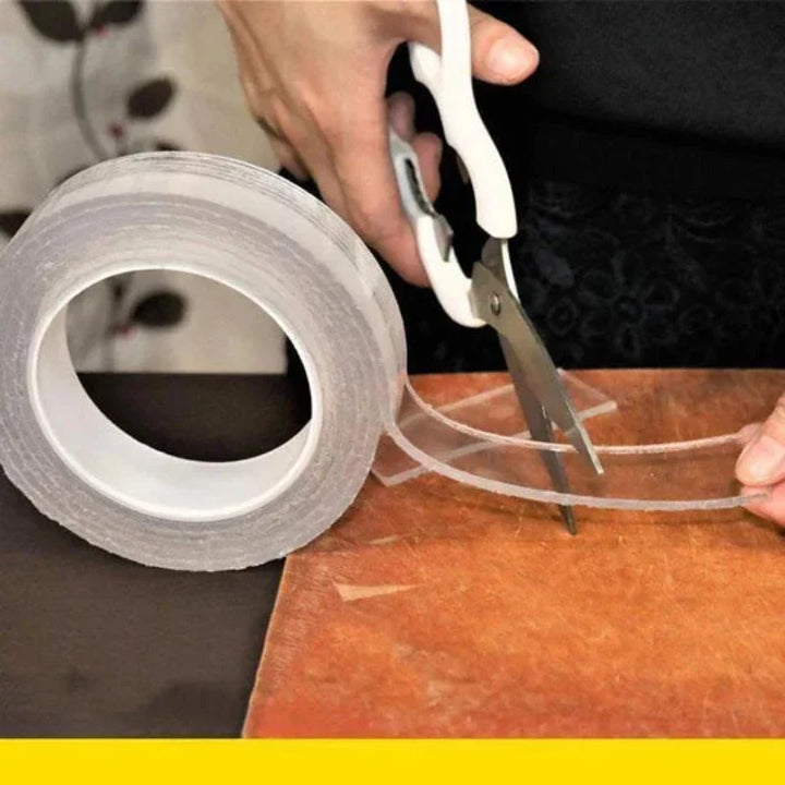 Innovatives doppelseitiges Klebeband für Heimwerker: spurlos, waschbar & wiederverwendbar – perfekt für Renovierung.
