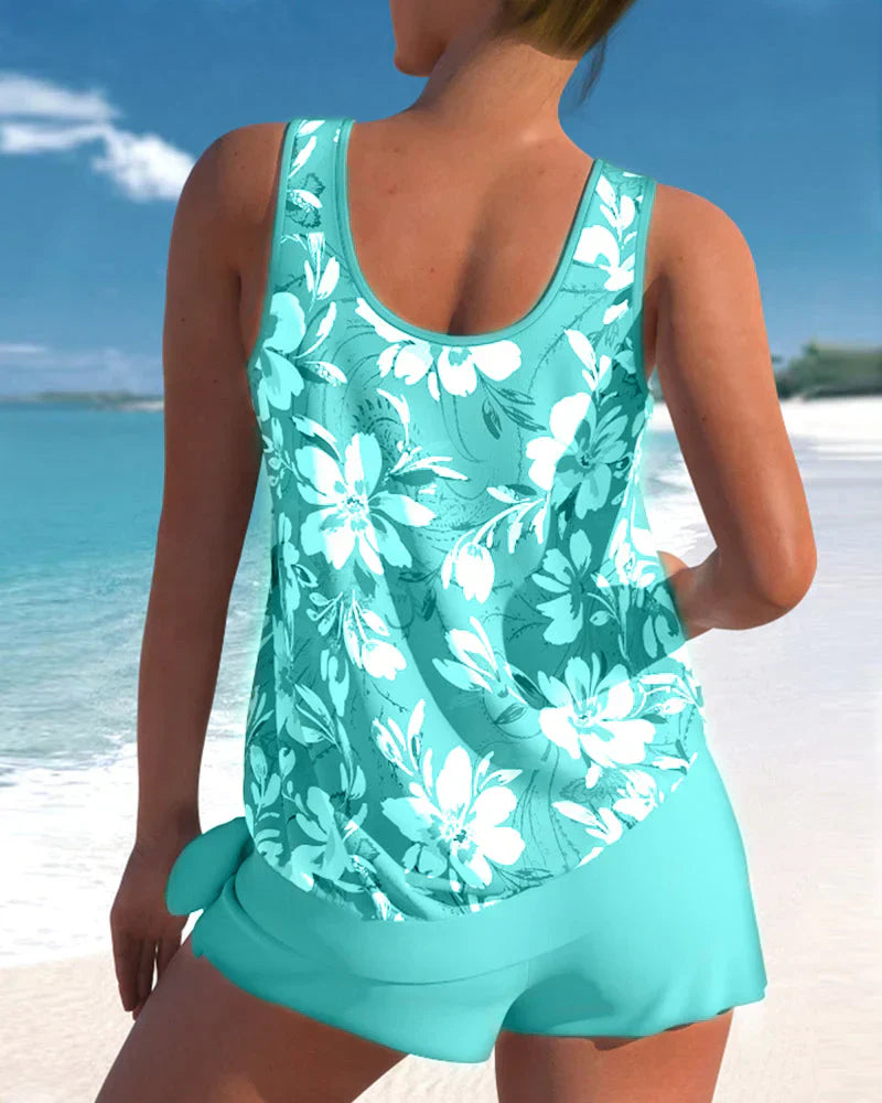 Stilvoller & bequemer Damen Tankini. Trendige Bademode für sommerliche Freizeit, Schwimmen & Strandurlaub.
