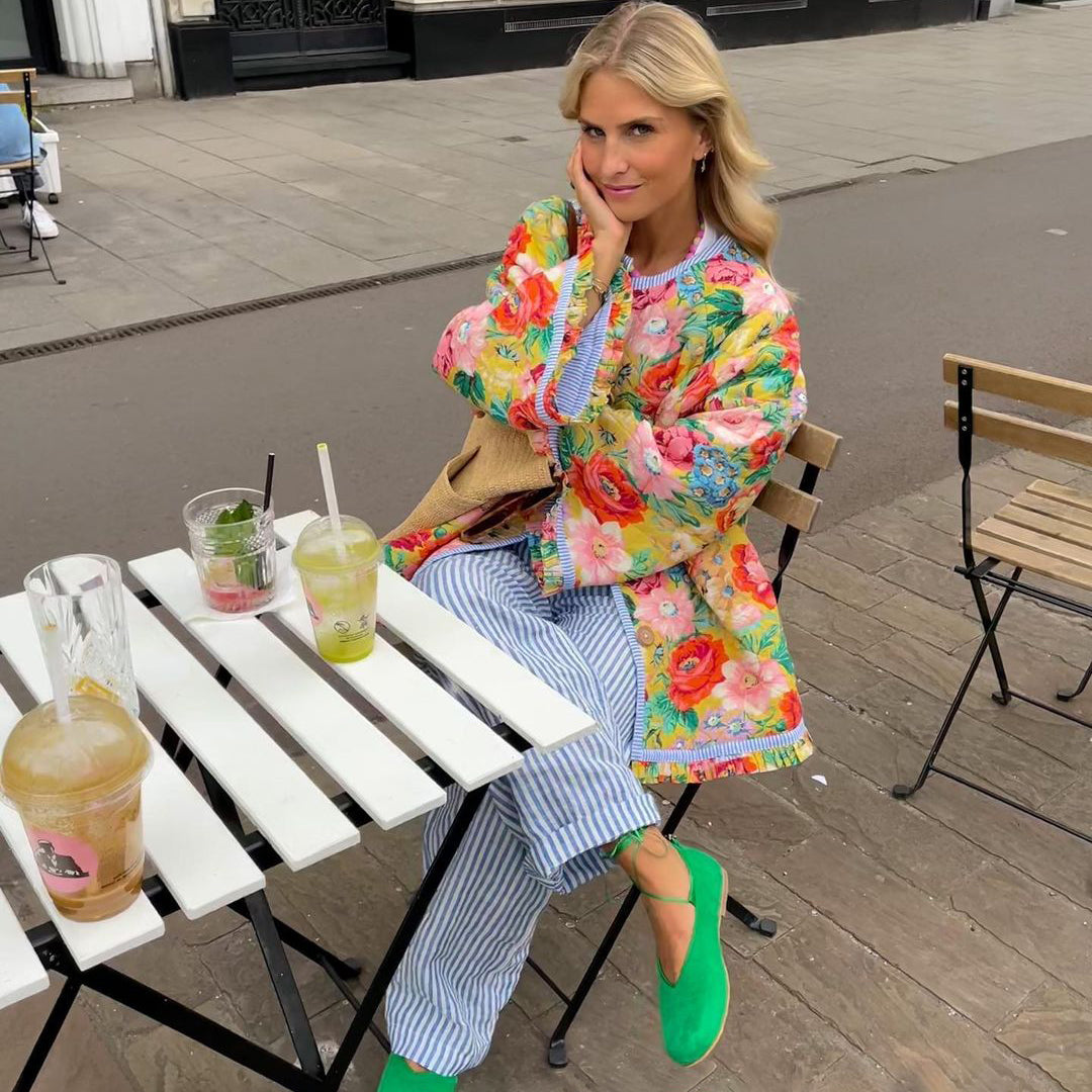 Trendiger Damenblazer Eva mit modischem Print, perfekt für einen stilvollen Business-Casual-Look.