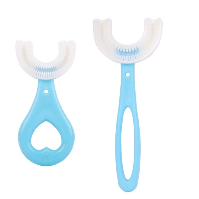 Detailansicht: U-förmige Kinderzahnbürste mit weichen Borsten & ergonomischem Design für effektive Mundhygiene der Kinder.