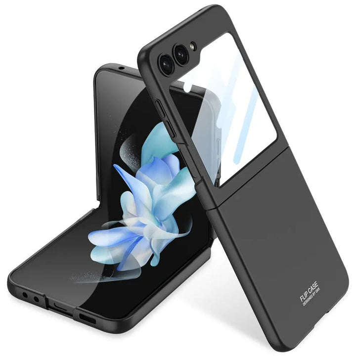 Ultradünne mattierte Schutzhülle für Galaxy Z Flip 5 in Schwarz, kratzfest und fingerabdruckresistent.