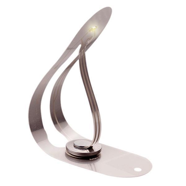Elegantes, ultraflaches LED-Lesezeichen mit warmweißem Licht; akkubetrieben für flexiblen Einsatz.