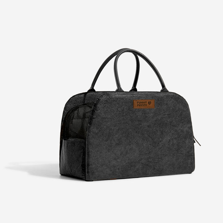 Umweltfreundliche Hundetasche, braun, stilvoll & sicher für alle Autofahrten.