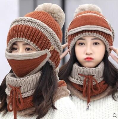 Modisches Unisex Winter-Accessoire: 3-in-1 Fleece-Beanie als Mütze, Schal & Maske für kalte Tage.
