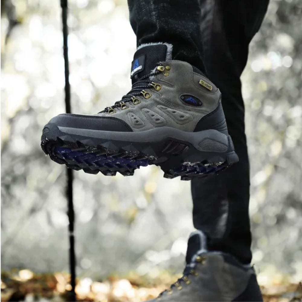 Strapazierfähige Allwetter-Wanderschuhe für Damen & Herren, ideal für Trekking & raues Gelände.