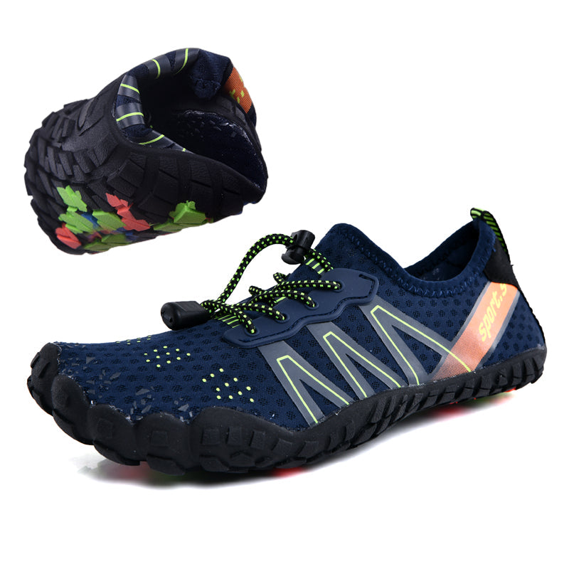 AquaFlex Wasserschuhe mit rutschfester Sohle. Orthopädischer Halt & Barfußgefühl für sicheren Wassersport & Outdoor.