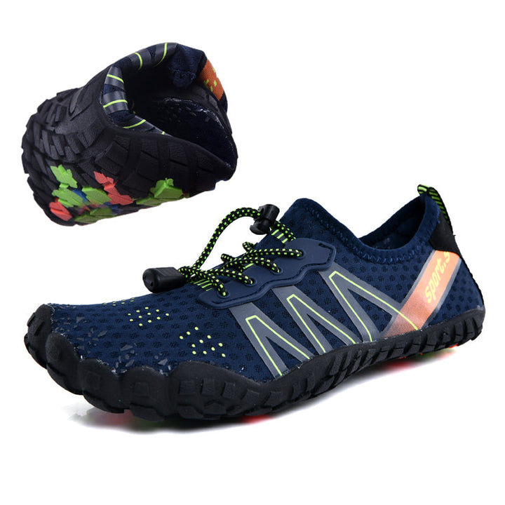 AquaFlex Wasserschuhe mit rutschfester Sohle. Orthopädischer Halt & Barfußgefühl für sicheren Wassersport & Outdoor.