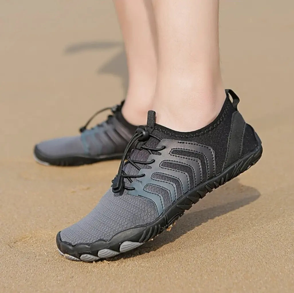 Flexibler Unisex Wanderschuh Dana Jett, minimalistisch für ein natürliches Lauferlebnis.