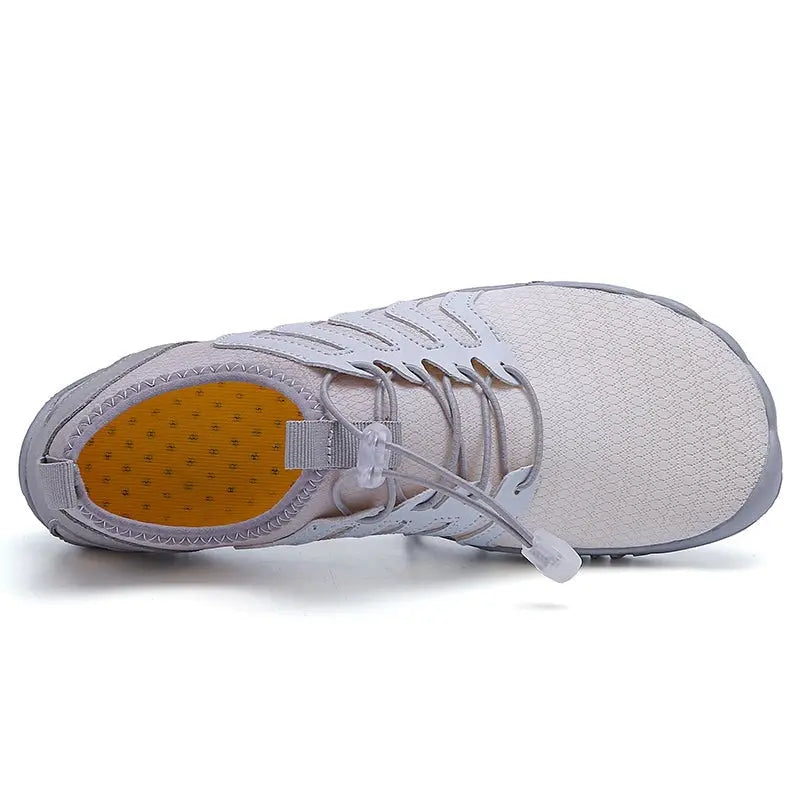 Minimalistischer Barfußschuh Dana Jett, perfekt für Fitness, Wasser & Strand.