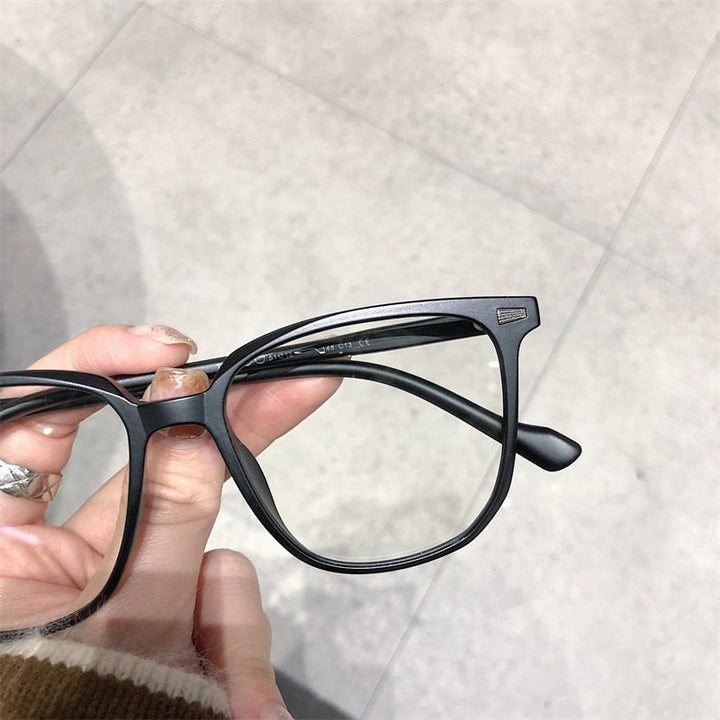 Stilvolle Schutzbrille für PC & Smartphone. Unisex, mit Blaulichtfilter & Sehstärke für entspannte Augen.