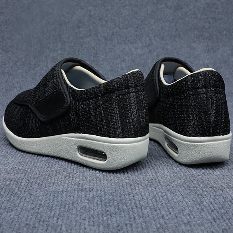 Weiche, atmungsaktive Unisex Diabetikerschuhe mit verstellbarem Klettverschluss, ideal für breite Füße.