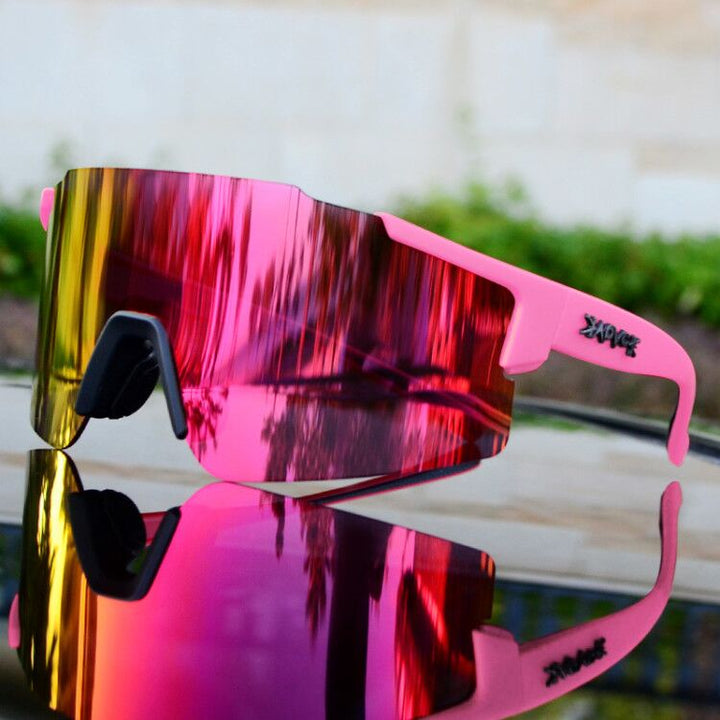 Aktiver Lebensstil: Fahrrad-Sonnenbrille mit UV-Schutz für Performance und Schutz beim Sport.