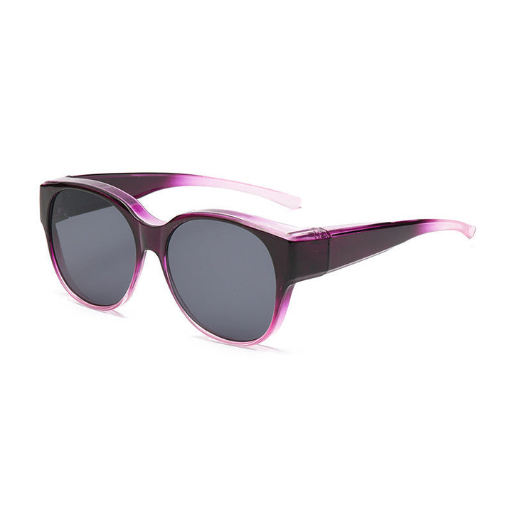 Fit Over Sonnenbrille sicher in Schutzhülle. Polarisierter UV400 Augenschutz für unterwegs.