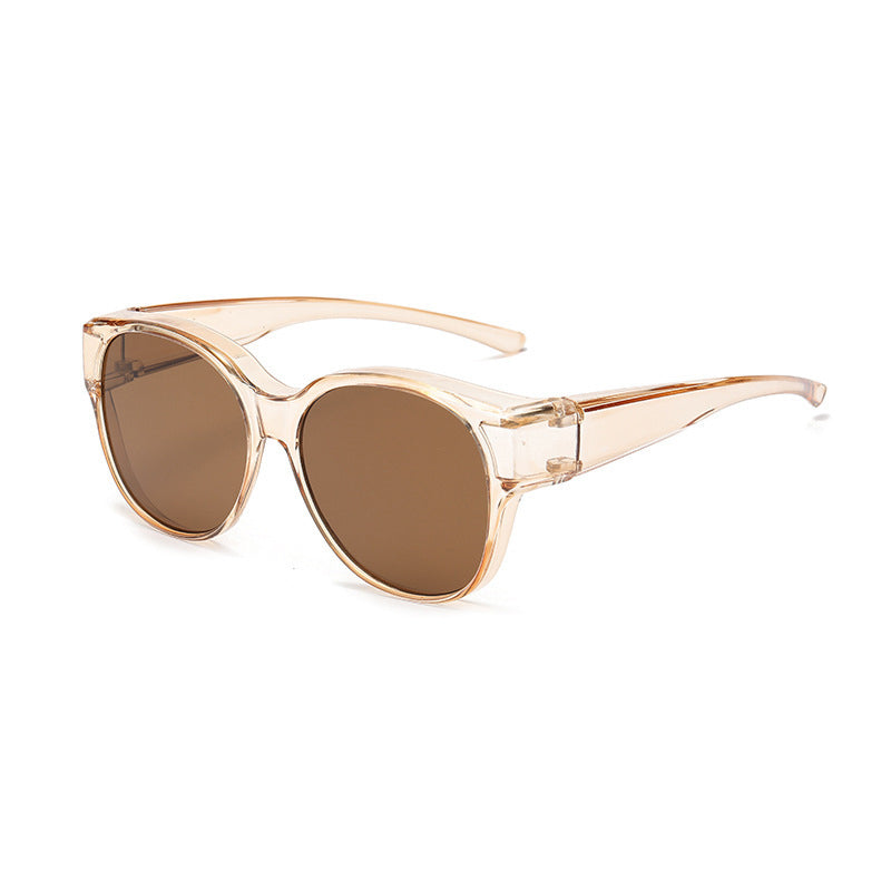 Fit Over Sonnenbrille passend über Korrekturbrille getragen. UV400 Schutz & polarisierte Gläser.