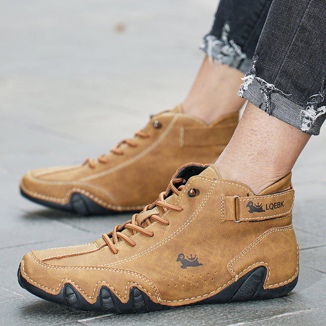 Unisex Komfortschuhe mit orthopädischer Plattform, atmungsaktiv & rutschfest, für den Alltag.
