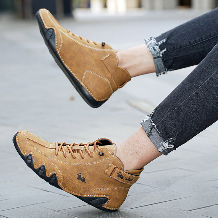 Robuste Unisex Freizeitschuhe, mit rutschfester Sohle und atmungsaktiver Oberfläche für Komfort.