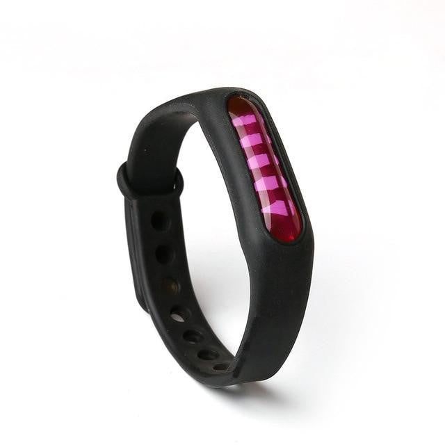Modernes Mückenarmband, unisex, vielseitig einsetzbar als natürlicher Schutz im Freien.