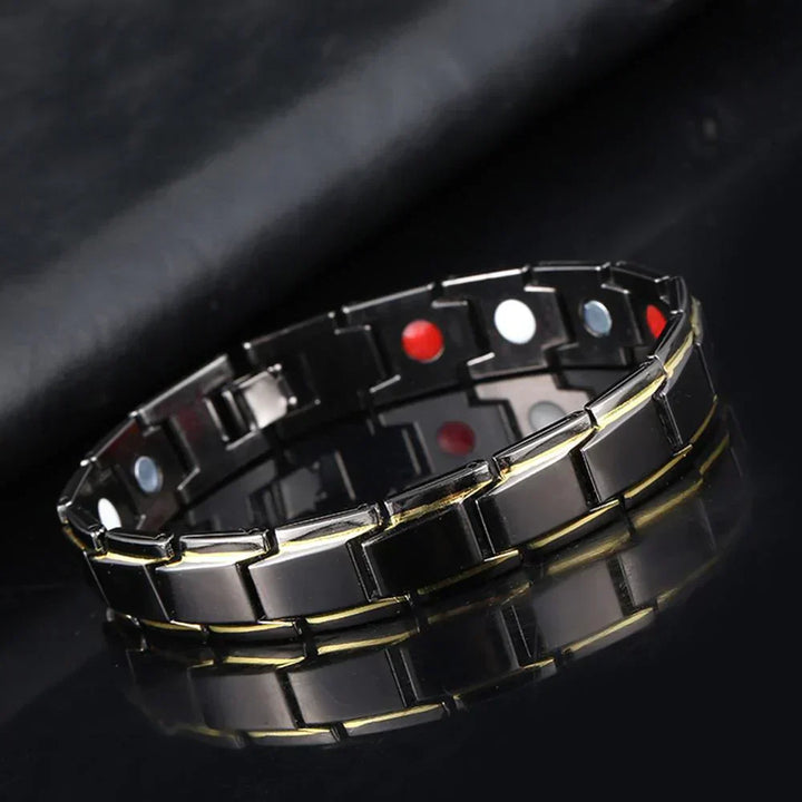 Magnetisches Therapie-Armband, am Handgelenk getragen, fördert Durchblutung & Energie. Unisex Schmuck Accessoire.