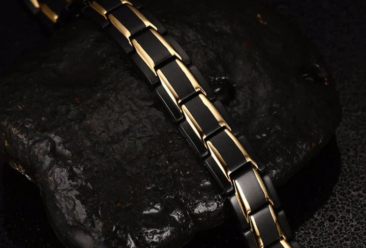 Unisex Magnetisches Therapie-Armband am Handgelenk. Stilvoller Schmuck für Wohlbefinden & Durchblutung.