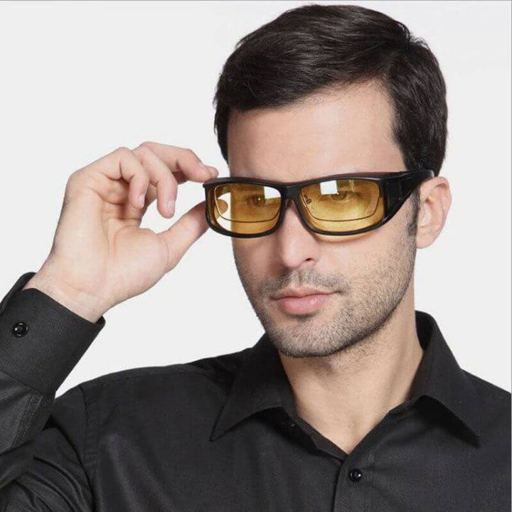 Unisex Fahrbrille für alle Jahreszeiten. Antireflex-Technologie für sicheres Fahren bei Nacht und Dämmerung.