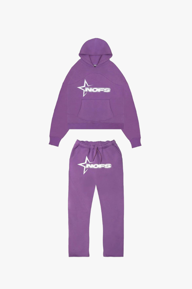 Stylischer Unisex Nova Trainingsanzug mit Hoodie für bequemes Reisen und gemütliche Stunden zu Hause oder unterwegs.