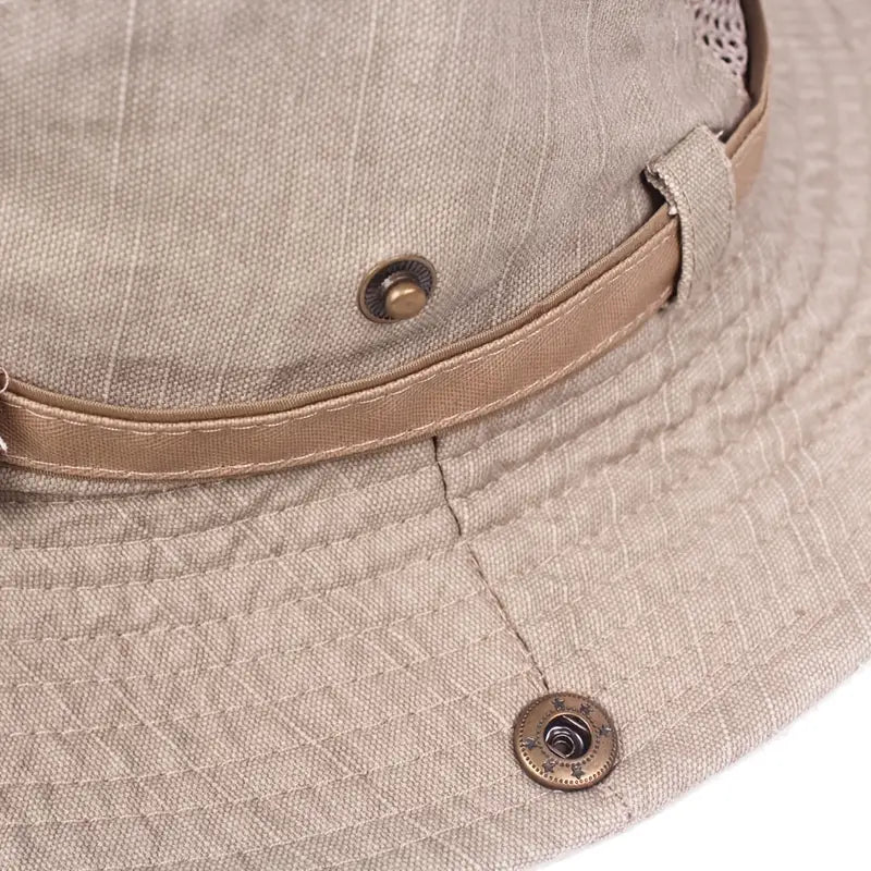 Verstellbarer Unisex Sonnenhut mit breiter Krempe. Optimaler UV-Schutz für Wandern, Strand & Outdoor.