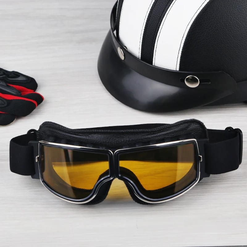 Frontansicht der Vintage Motorradbrille, stoßfest, UV-geschützt, ideal für Motorradfahrer.