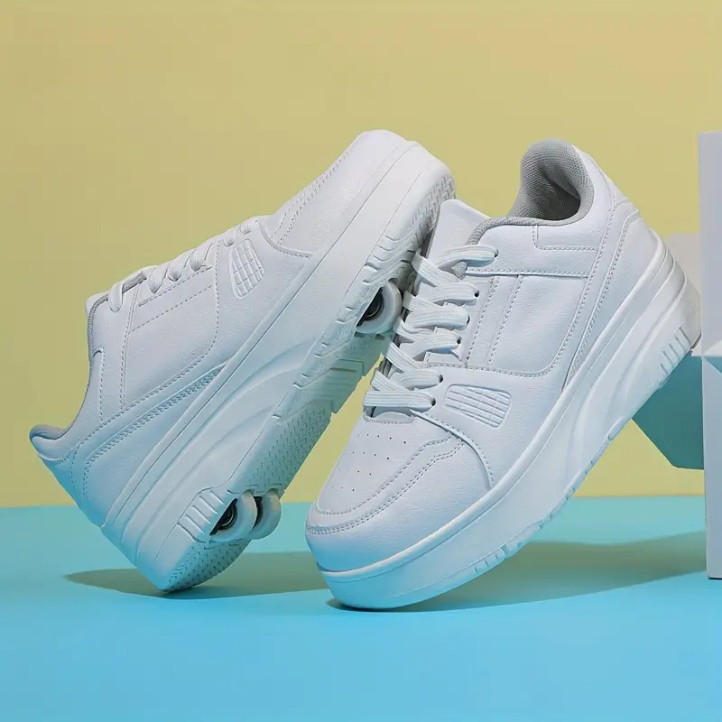 Elegante Unisex Rollschuhe mit modernem Design, abnehmbaren Rädern für maximale Flexibilität.