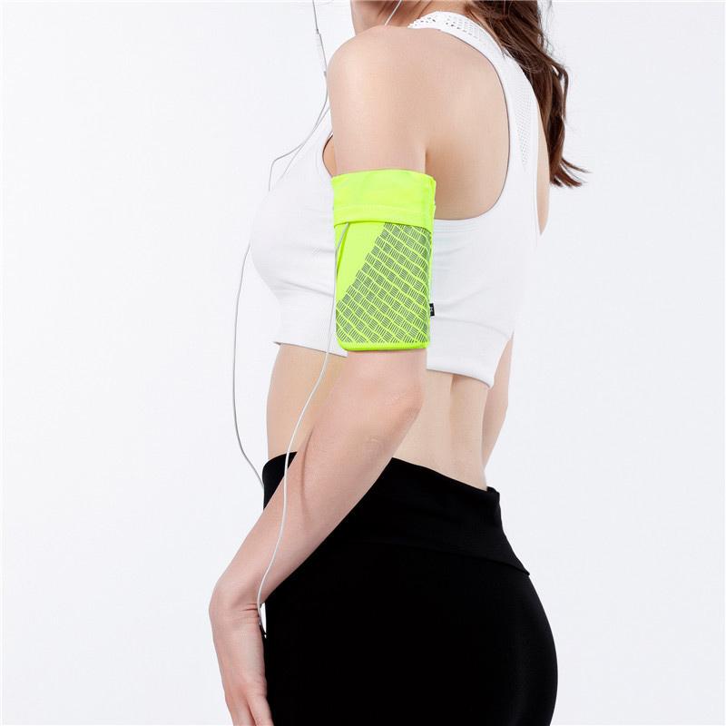 Praktisches Unisex Smartphone-Sportarmband als Zubehör. Sicherer Stauraum für Sport und Alltag.