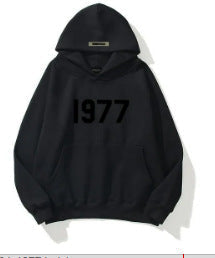 Lässiger Unisex Streetwear Hoodie mit Raglanärmeln, Retro Style, ideal für bequeme Freizeitkleidung.