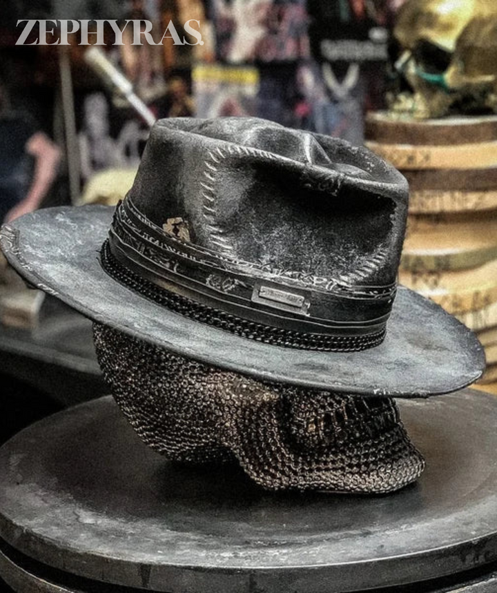 Warme, bequeme Unisex Totenkopf-Beanie. Handgefertigte Mütze für Herbst/Winter mit edgy Skull-Stil.