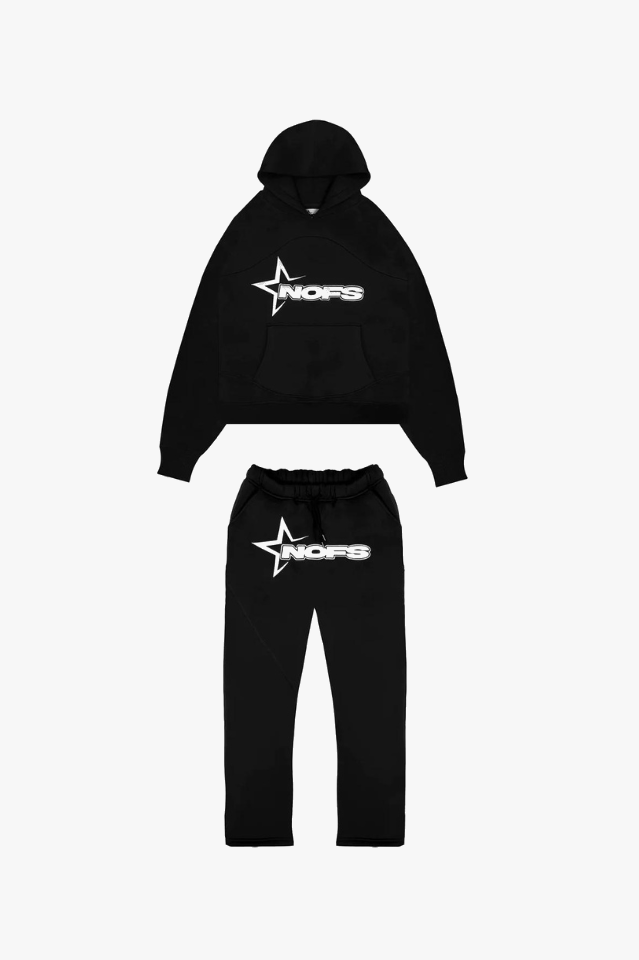 Zwart unisex trainingspak Nova met moderne hoodie, comfortabele sportkleding en casual vrijetijdskleding.