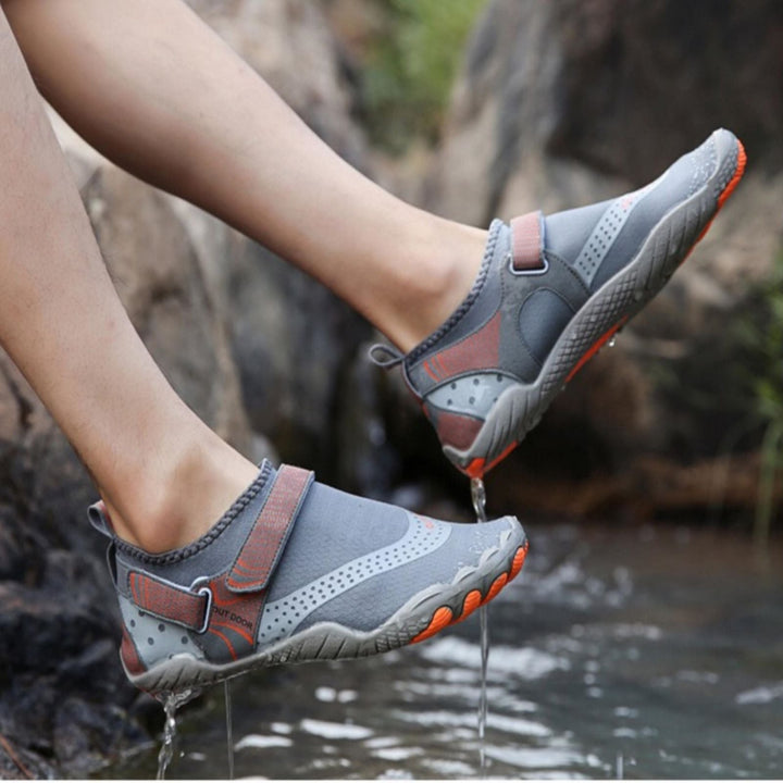 Komfortable Unisex Wasserschuhe mit orthopädischer Stütze, ideal für Strand, Wandern & Wassersport; rutschfest & leicht.