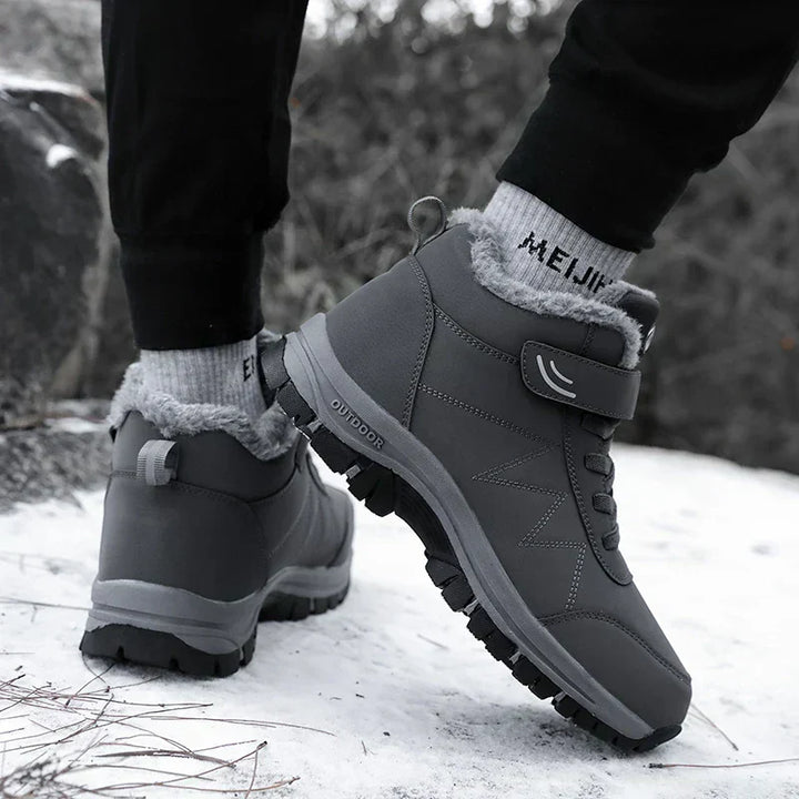 Stylische wasserdichte Wintersneaker Avery für Damen & Herren. Bieten warmen Komfort & sicheren Halt im Schnee. Alltagstauglich.