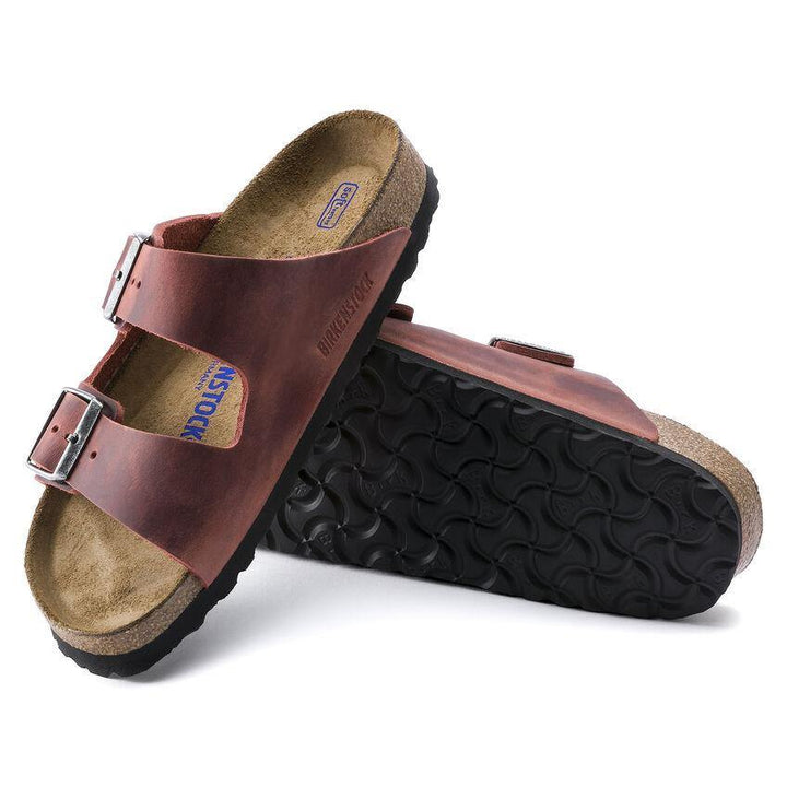 Robuste Unisex Zweiriemen Sandalen mit weichem Fußbett für langanhaltenden Komfort.