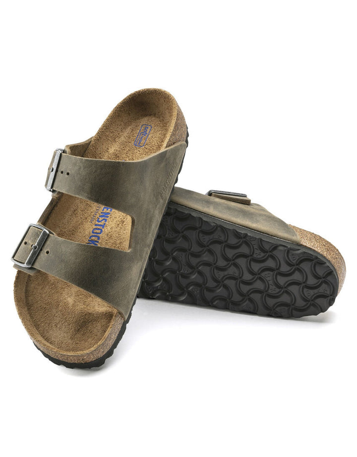 Flexible Unisex Zweiriemen Sandalen mit weichem Fußbett für optimalen Halt und Komfort.