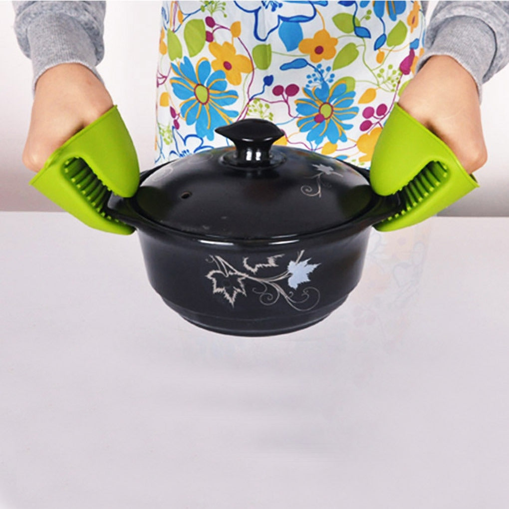 Robuster Silikon Ofenhandschuh; optimaler Hitzeschutz in Küche, Backofen & Grill. Spülmaschinenfest & langlebiges Küchenkzubehör.