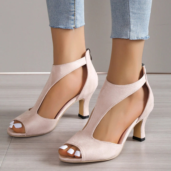 Elegante Damen Stöckelschuhe in Schwarz, ergonomisch designt für hohen Komfort bei jedem Anlass.
